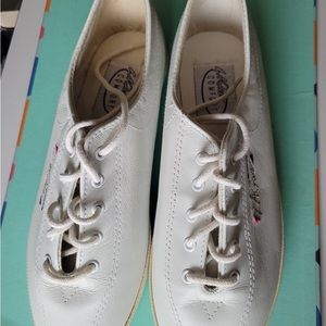 LA Gear White Leather, Size 7, NIB